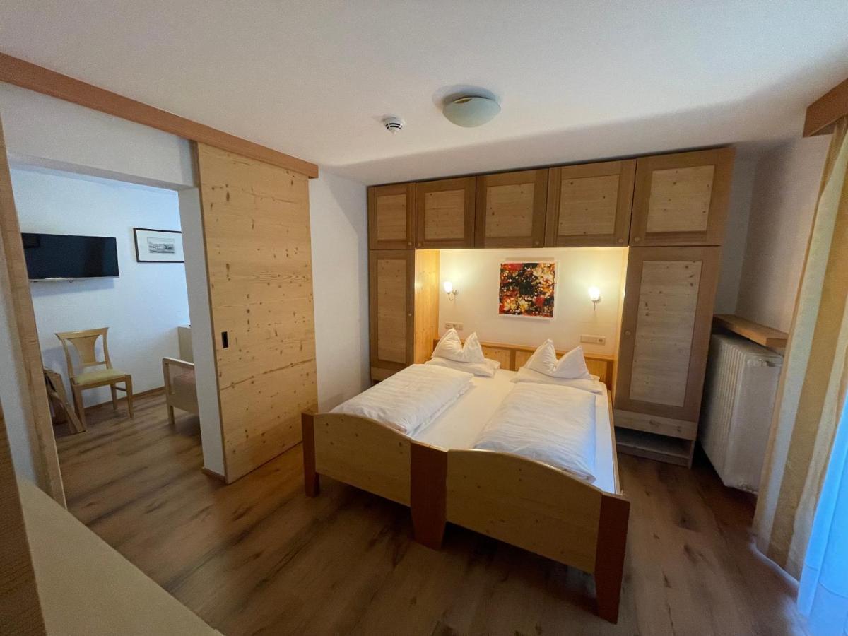 Hotel Meisules Sëlva Buitenkant foto