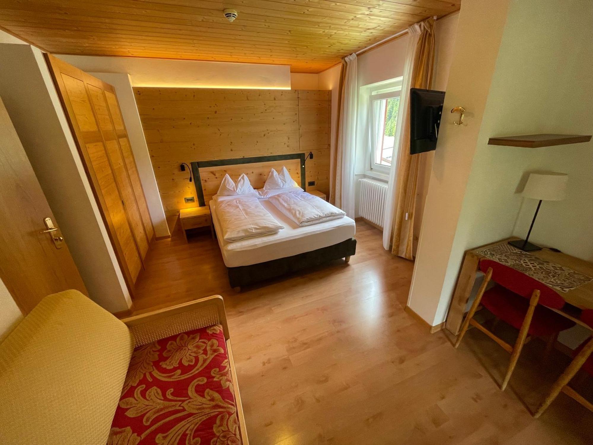 Hotel Meisules Sëlva Buitenkant foto